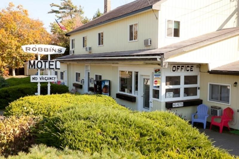 Robbins Motel Бар Харбор Экстерьер фото